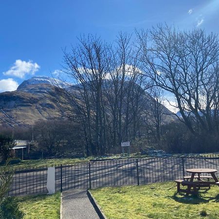 Victoria House Bed And Breakfast Fort William Bagian luar foto