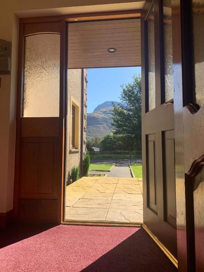 Victoria House Bed And Breakfast Fort William Bagian luar foto